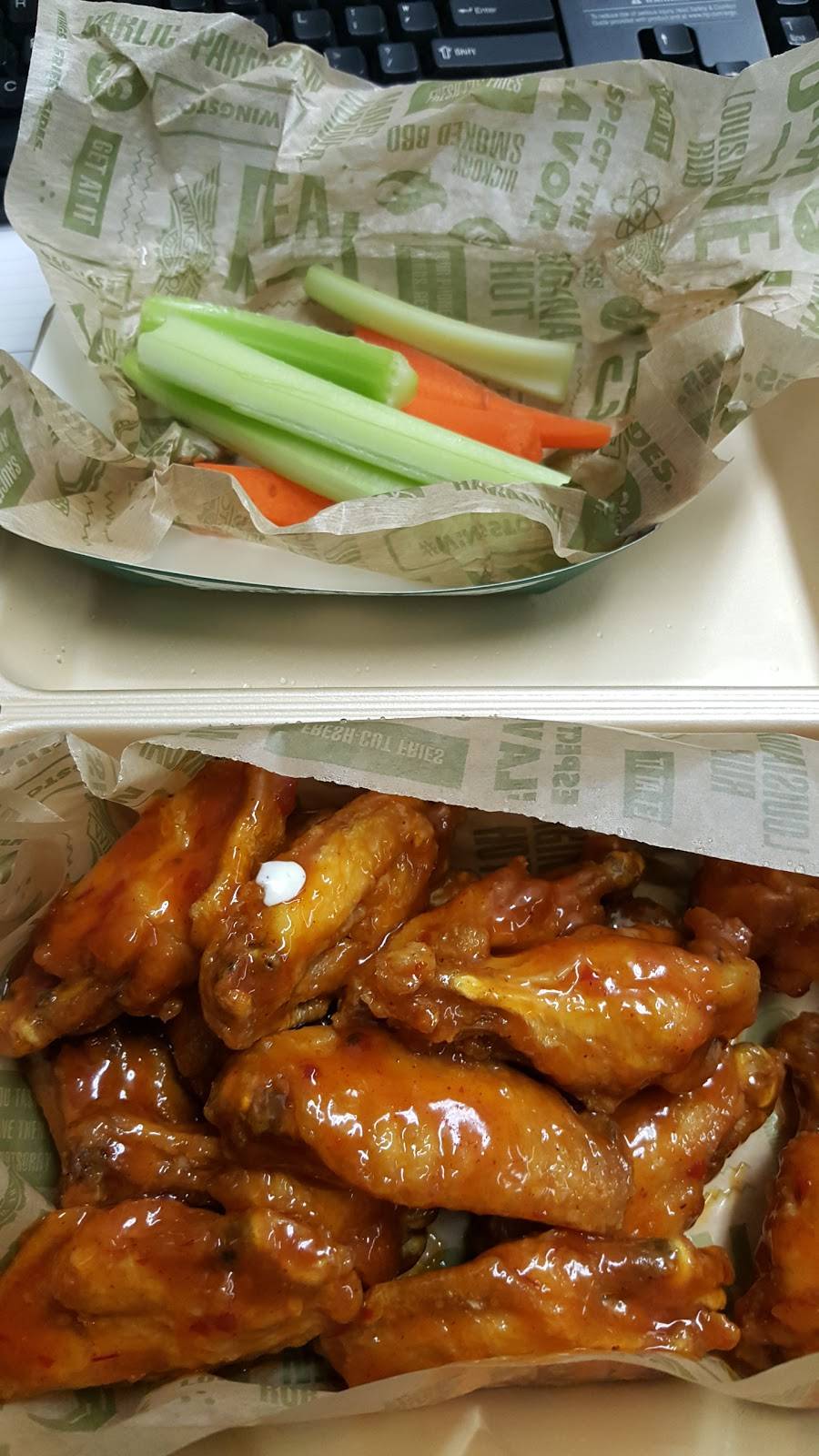 Wingstop | restaurant | 1619 Union Ave, Memphis, TN 38104, USA | 9017265839 OR +1 901-726-5839