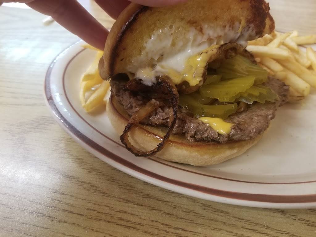 Hasslers Restaurant | cafe | 333 S Porter Ave, Norman, OK 73071, USA | 4053606722 OR +1 405-360-6722