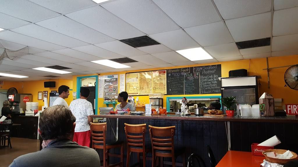 Crab Stop of Vero Beach | restaurant | 2263 14th Ave, Vero Beach, FL 32960, USA | 7722575221 OR +1 772-257-5221