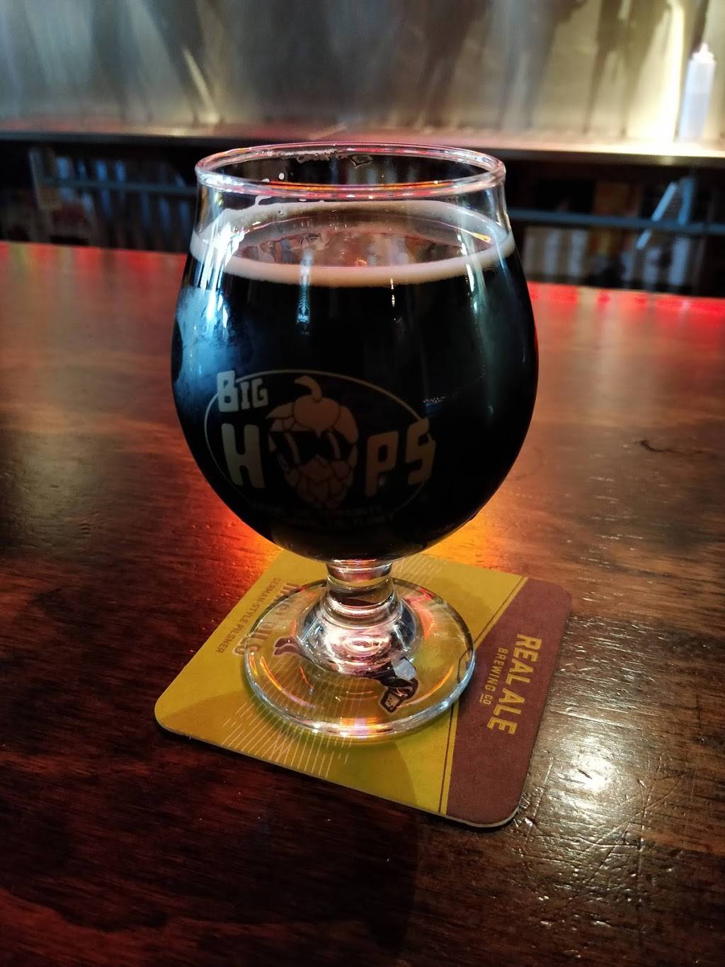 Big Hops | restaurant | 11224 Huebner Rd #204, San Antonio, TX 78230, USA | 2108779663 OR +1 210-877-9663