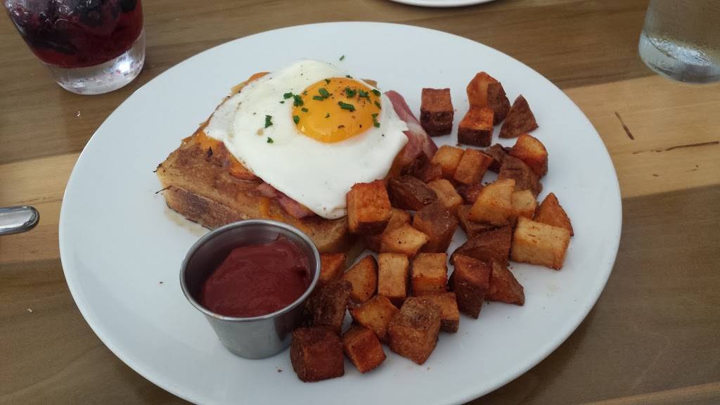 Rx Restaurant and Bar | restaurant | 421 Castle St, Wilmington, NC 28401, USA | 9103993080 OR +1 910-399-3080