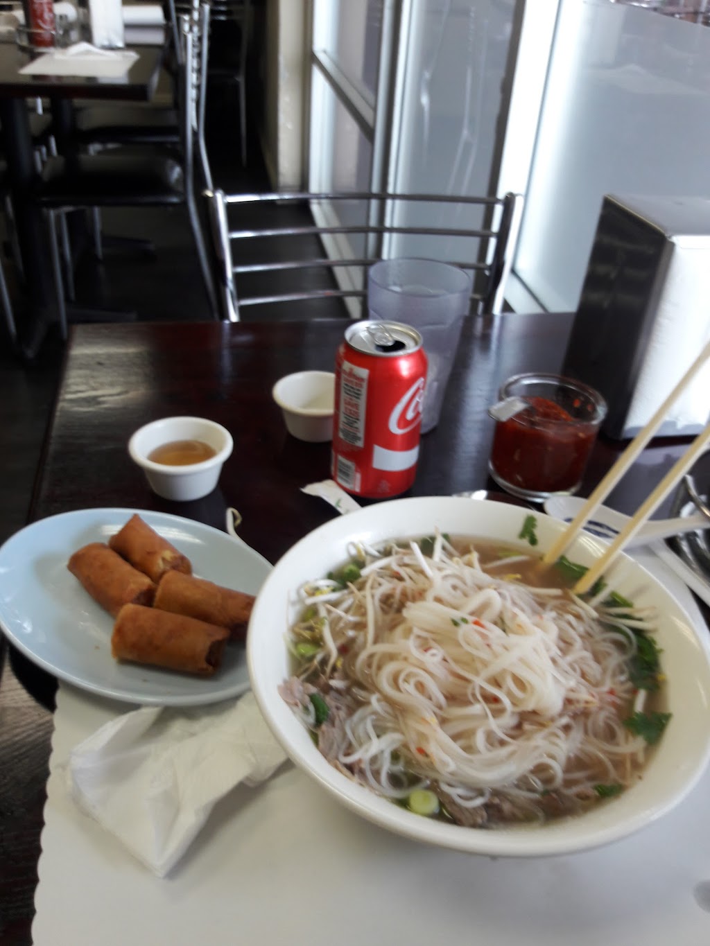 Phở Saigon Noodle & Grill | restaurant | 1753 S Hill St, Los Angeles, CA 90015, USA | 2137460746 OR +1 213-746-0746