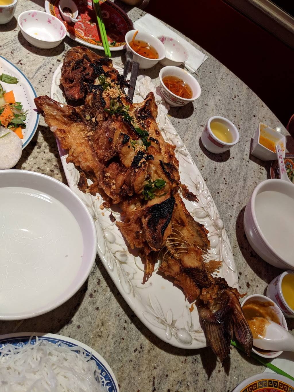 Phở 2000 Restaurant | restaurant | 198 Adams St, Dorchester, MA 02122, USA | 6174361908 OR +1 617-436-1908