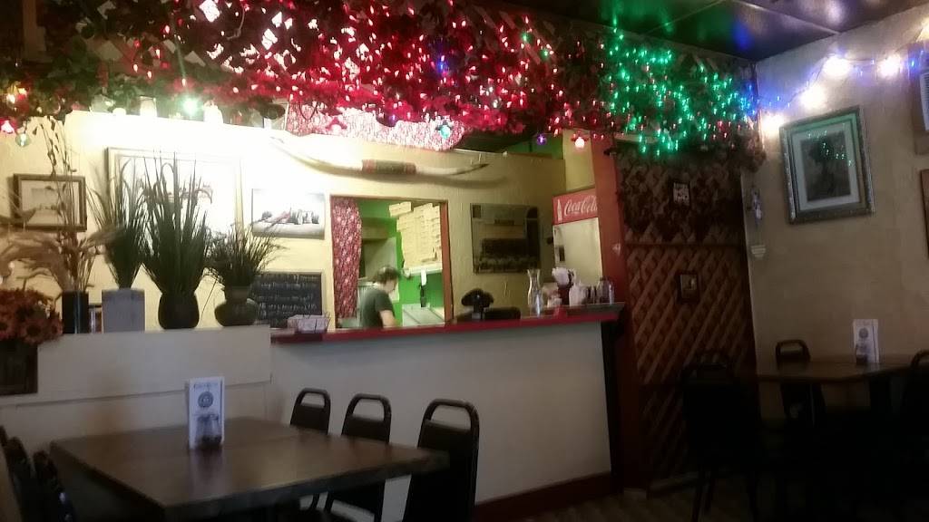 Giorgios New York Pizzeria | restaurant | 955 17th St, Vero Beach, FL 32960, USA | 7727783800 OR +1 772-778-3800