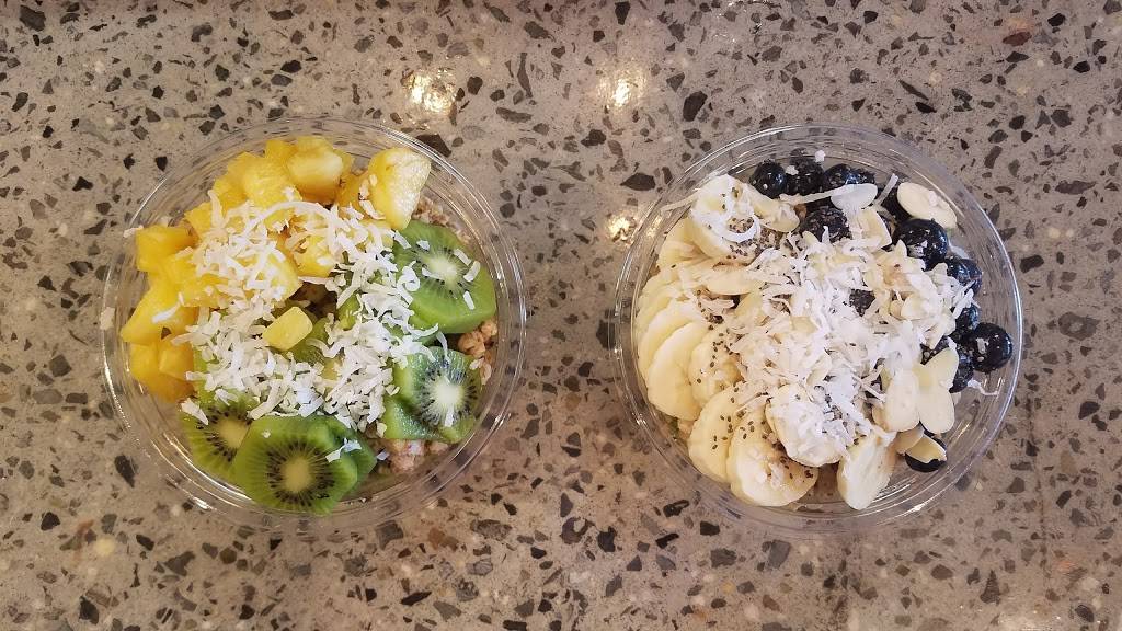 Frutta Bowls | restaurant | 64 Village Center Dr, Freehold, NJ 07728, USA | 7322525157 OR +1 732-252-5157