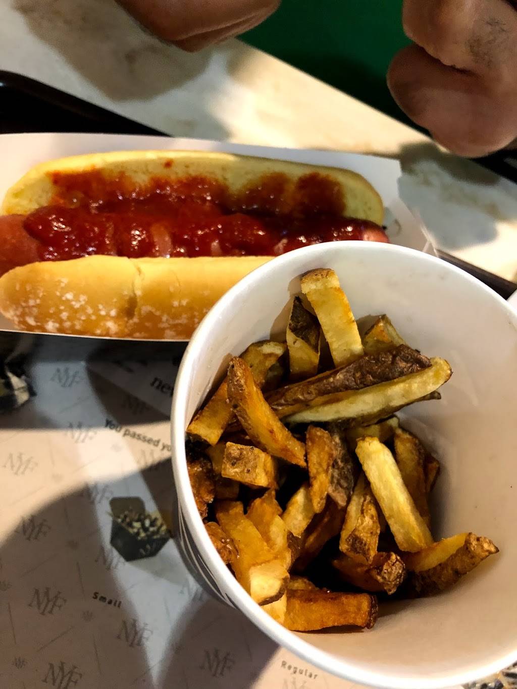 New York Fries - Carlingwood Mall | restaurant | 2121 Carling Ave Unit 725, Ottawa, ON K2A 1H2, Canada | 6137293713 OR +1 613-729-3713