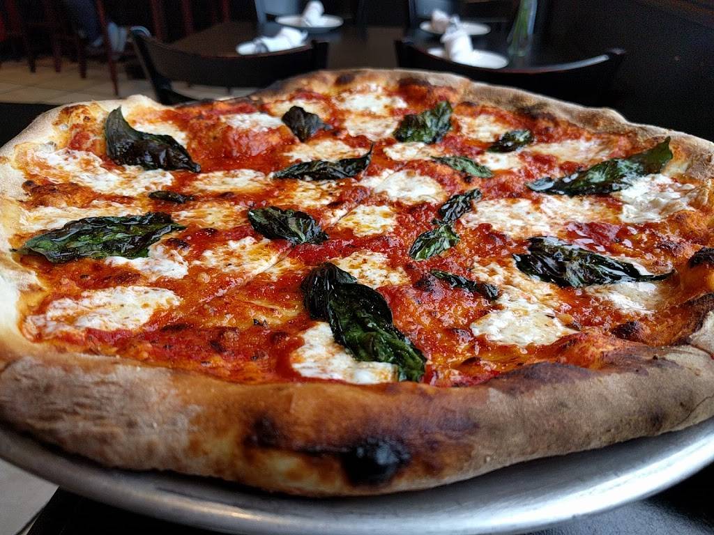 Molinaris | restaurant | 789 Adams St, Dorchester, MA 02124, USA | 6178251700 OR +1 617-825-1700