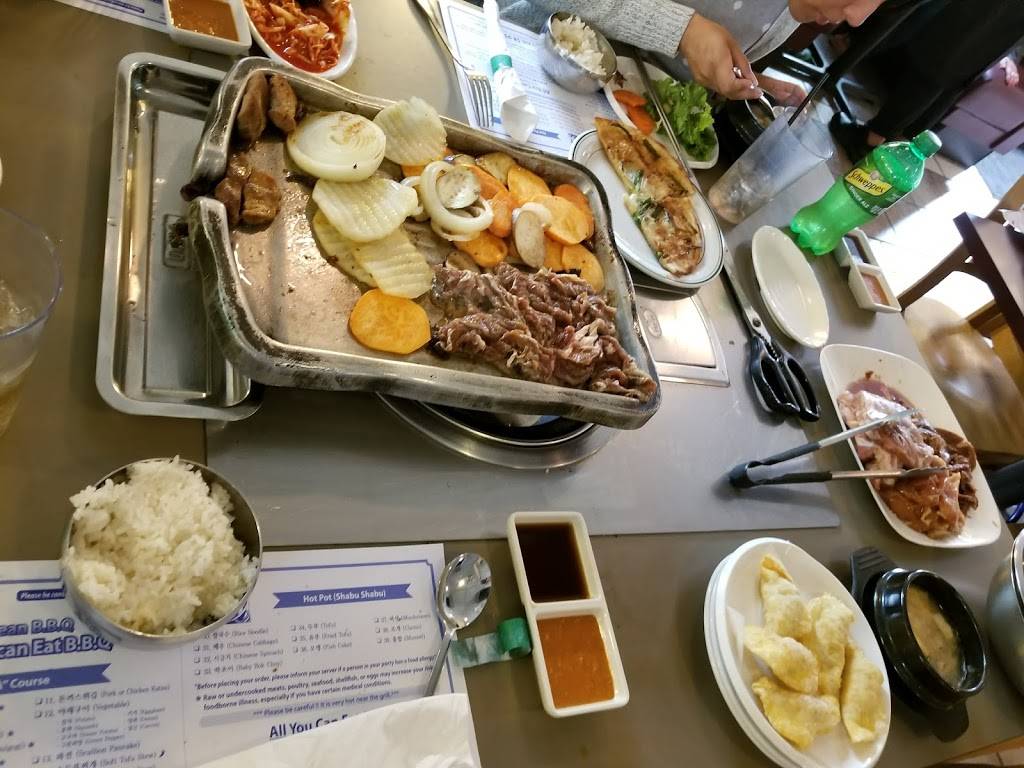 Sura Korean BBQ | restaurant | 300 George Waterman Rd, Johnston, RI 02919, USA | 4012337888 OR +1 401-233-7888