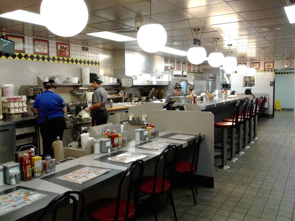 Waffle House | meal takeaway | 505 N Bluff Rd, Collinsville, IL 62234, USA | 6183446343 OR +1 618-344-6343