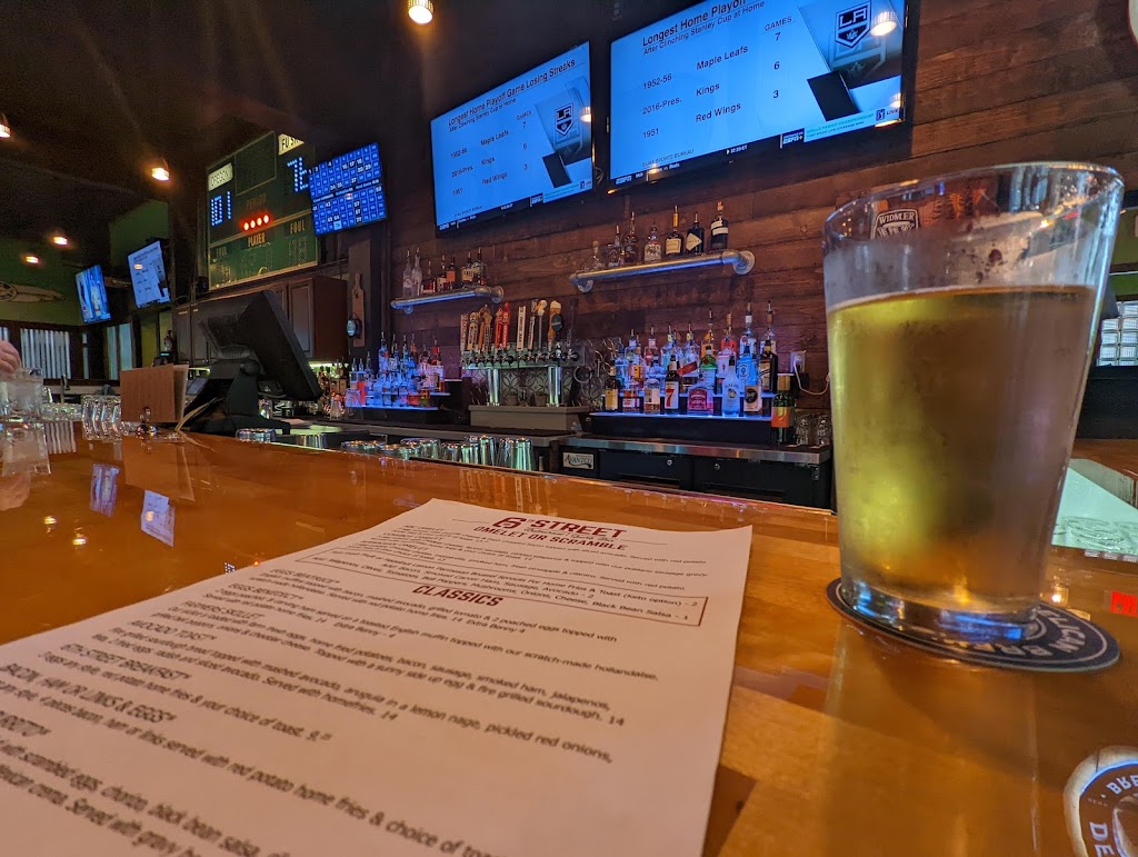 6th Street Restaurant & Sports Bar | restaurant | 55 W 6th Ave, Eugene, OR 97401, USA | 5414852961 OR +1 541-485-2961