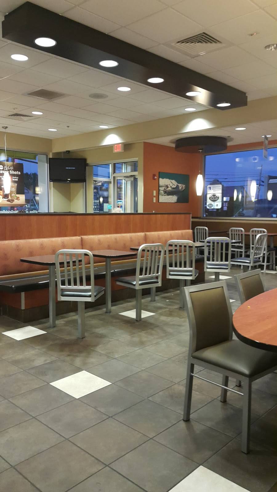 McDonalds | cafe | 349 Cornelia St, Plattsburgh, NY 12901, USA | 5185611390 OR +1 518-561-1390