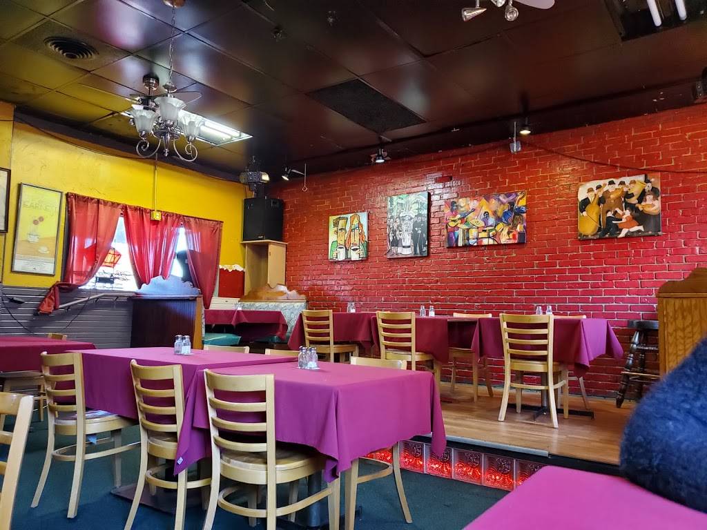 Botanero Latino Colombian & International Cuisine | restaurant | 604 E Lincoln Way, Ames, IA 50010, USA | 5152321333 OR +1 515-232-1333