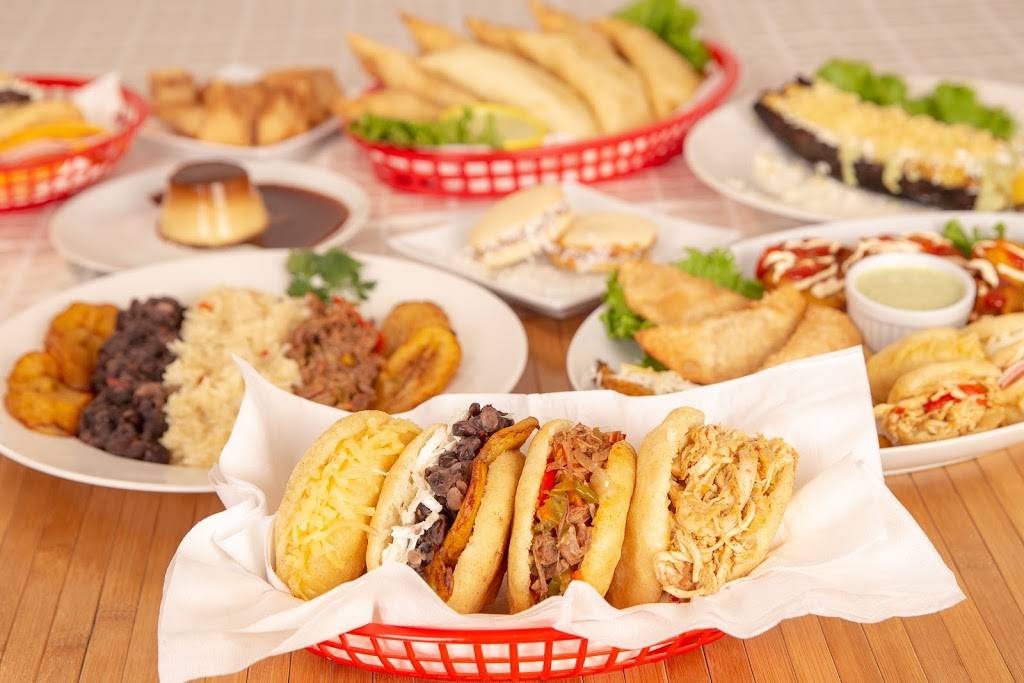 El Arepaso Venezuelan Cafe | restaurant | 8036 S Yale Ave, Tulsa, OK 74136, USA | 9184303136 OR +1 918-430-3136