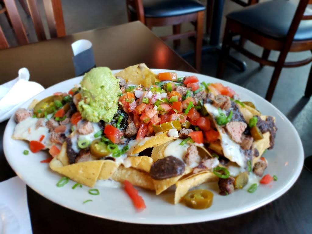 Foxiis Restaurant and Grill | restaurant | 365 Coneflower Dr, Garland, TX 75040, USA | 9724952335 OR +1 972-495-2335