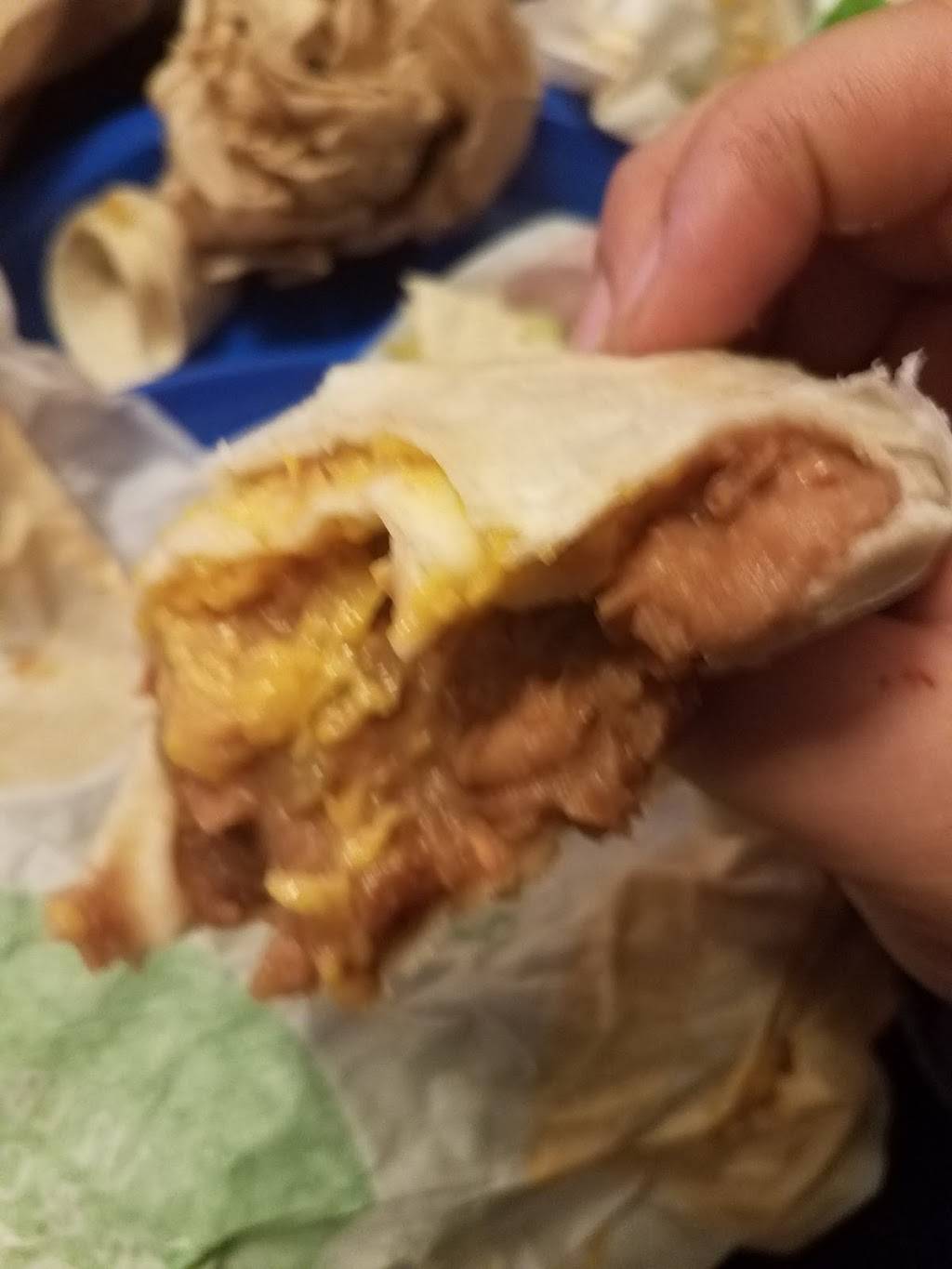 Del Taco | meal takeaway | 1641 Alameda St, Compton, CA 90220, USA | 3106082325 OR +1 310-608-2325