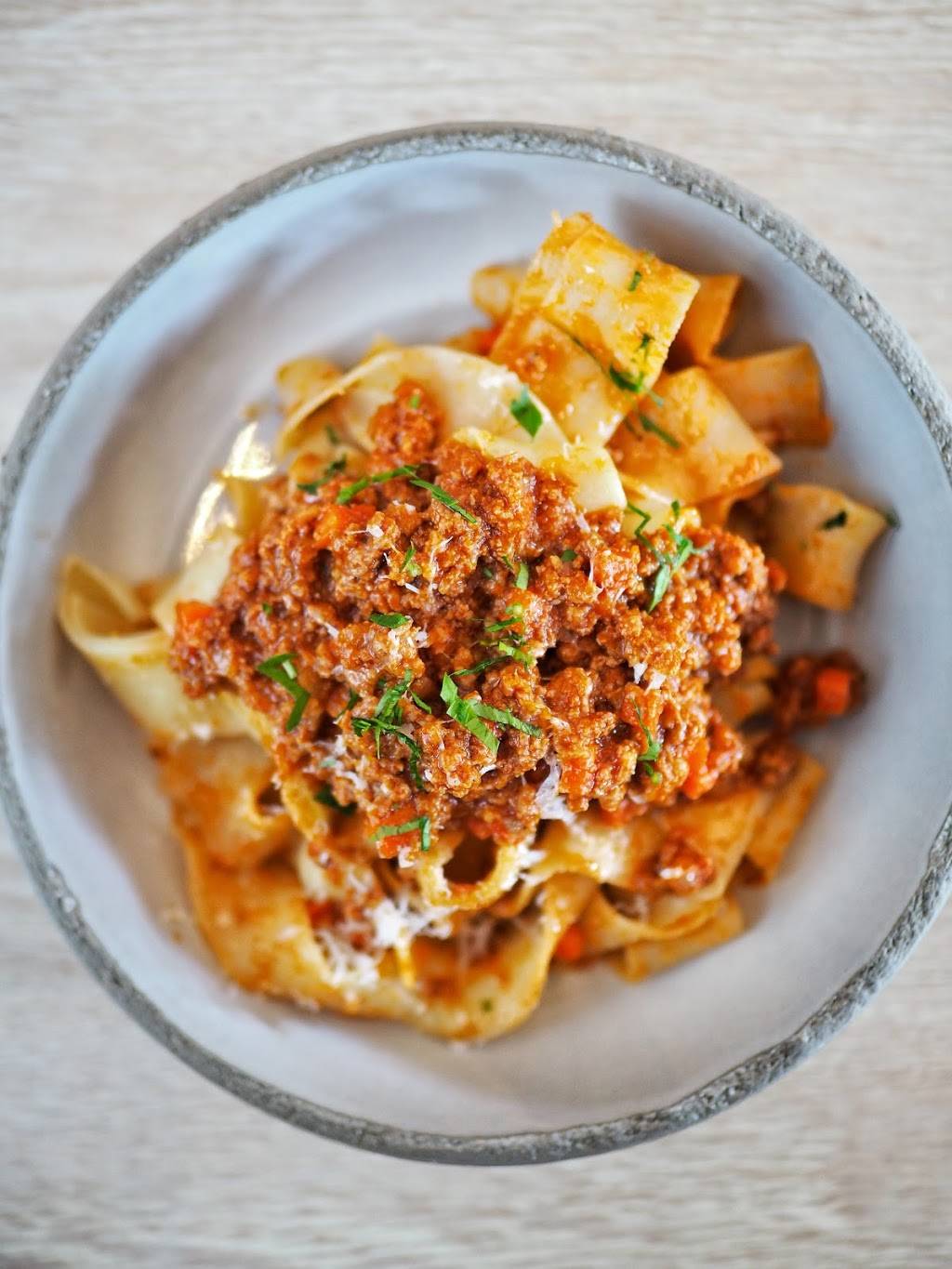 Knife & Spoon | restaurant | 4012 Central Florida Pkwy, Orlando, FL 32837, USA | 4073934333 OR +1 407-393-4333