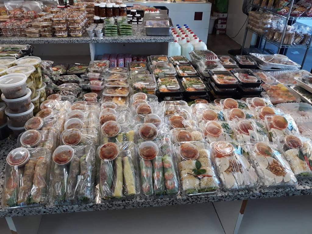 Duc Phuong Tofu | restaurant | 3005 Silver Creek Rd #204, San Jose, CA 95121, USA | 4082706115 OR +1 408-270-6115