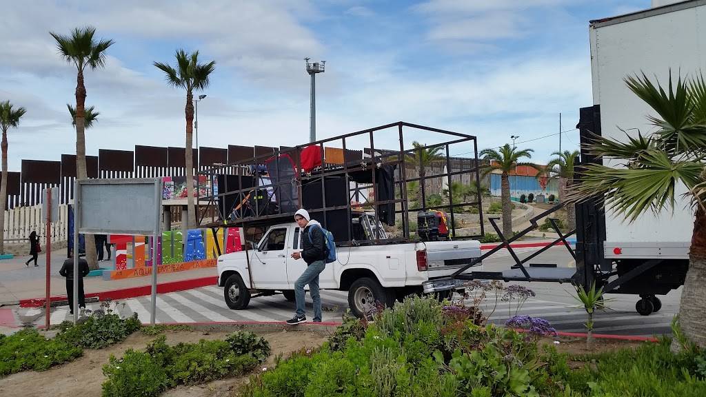 Roccos | restaurant | Avenida del Pacífico Loc 321, Playas, de Tijuana, 22500 Tijuana, B.C., Mexico | 016646300766 OR +52 664 630 0766