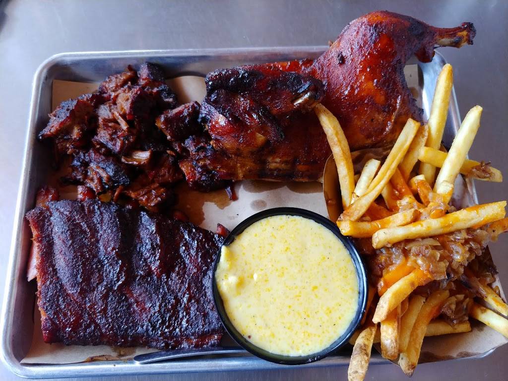 Sauced BBQ & Spirits | restaurant | 2300 First St #120, Livermore, CA 94550, USA | 9259611300 OR +1 925-961-1300