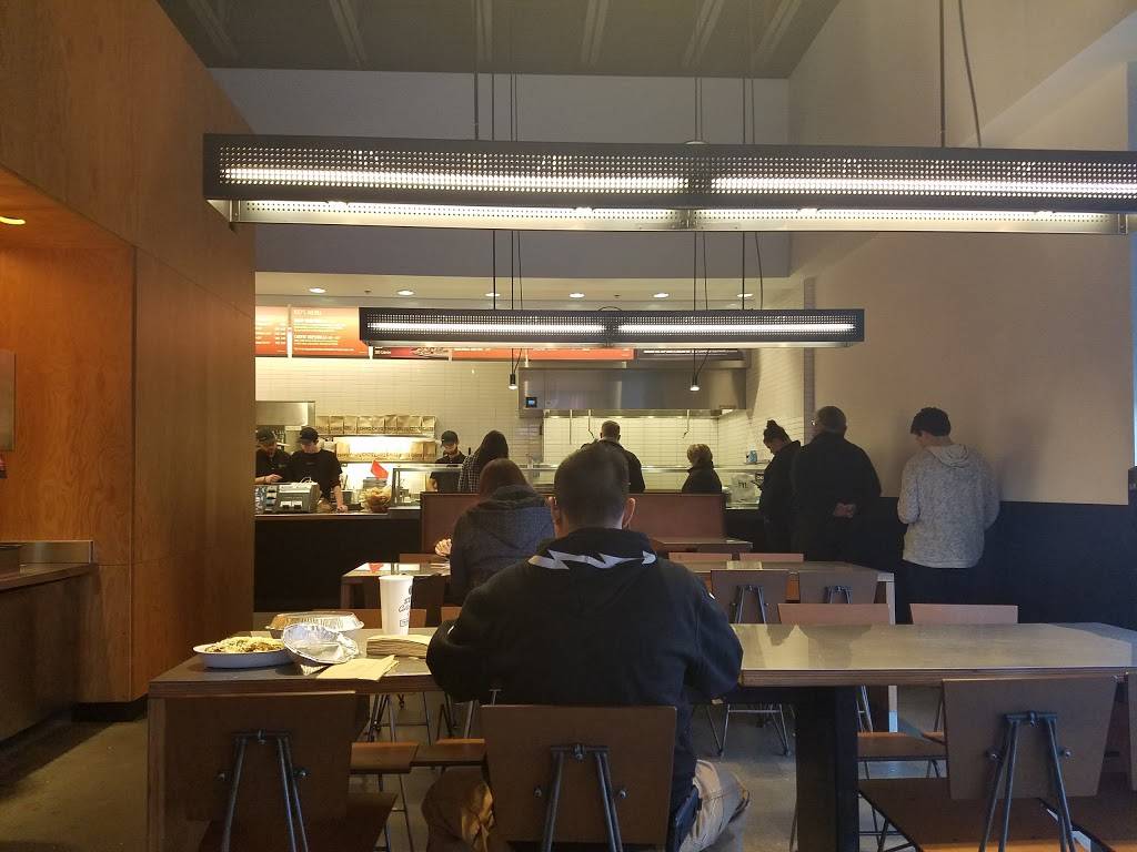 Chipotle Mexican Grill | restaurant | 4815 Commercial Dr #200, New Hartford, NY 13413, USA | 3157362467 OR +1 315-736-2467