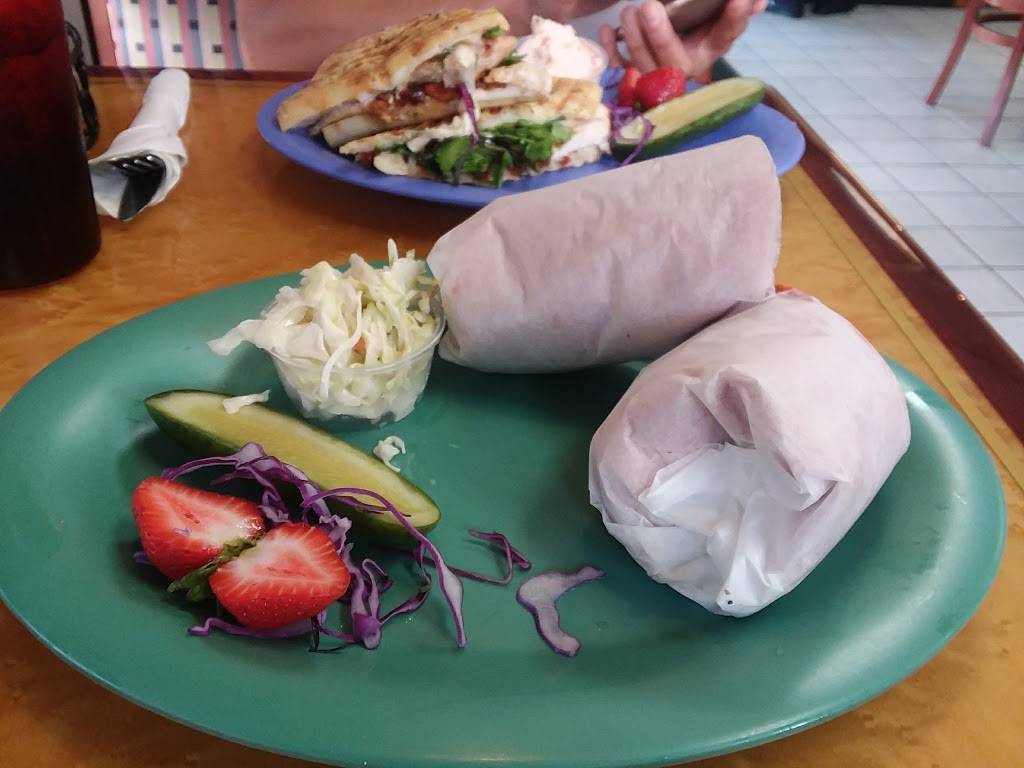 Tower Deli | restaurant | 2315 S University Dr, Davie, FL 33324, USA | 9544528202 OR +1 954-452-8202