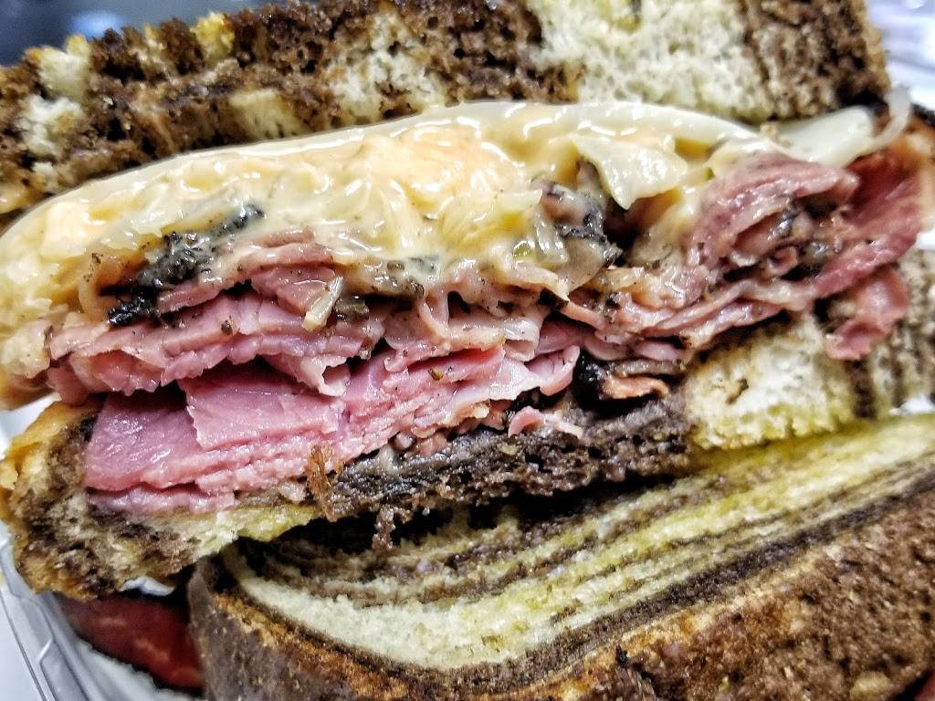 Pickles Deli | restaurant | 22 N Euclid Ave, St. Louis, MO 63108, USA | 3143613354 OR +1 314-361-3354