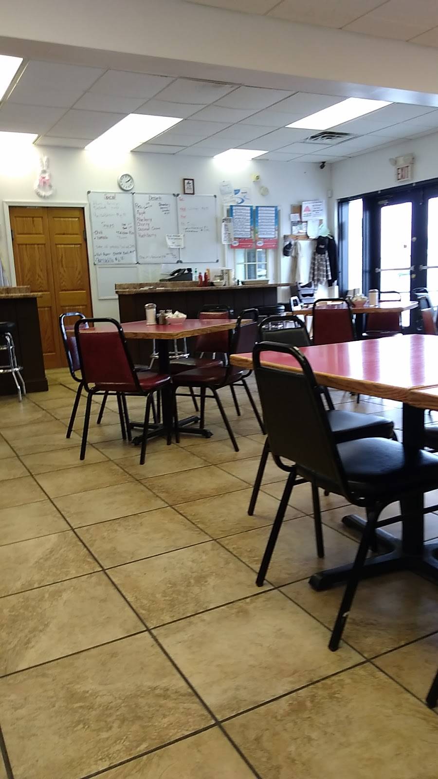 Twister | restaurant | 44 Steubenville Pike, Burgettstown, PA 15021, United States | 7247293038 OR +1 724-729-3038