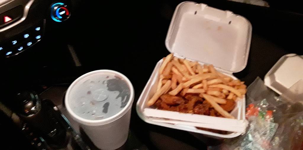 Wing Lover | restaurant | 2053 Sylvan Rd SW, Atlanta, GA 30310, USA | 4047532000 OR +1 404-753-2000