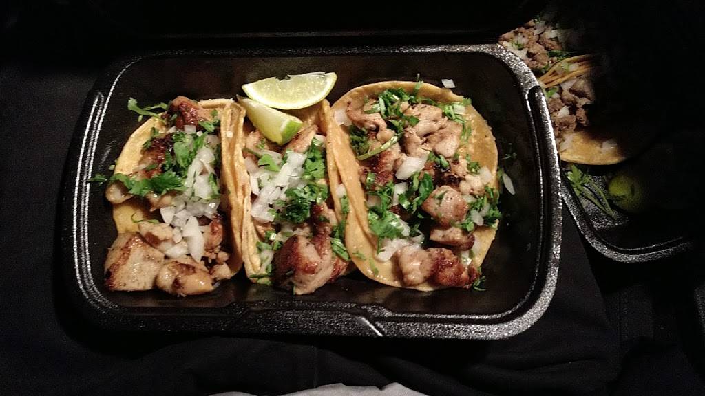 Castanedas Mexican Food | restaurant | 13605 Bear Valley Rd, Victorville, CA 92392, USA | 7609472812 OR +1 760-947-2812