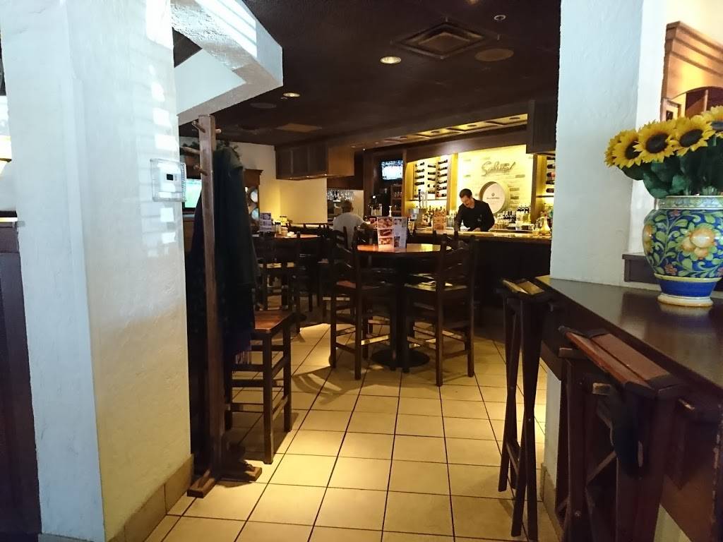 Olive Garden Italian Restaurant | meal takeaway | 3303 W Touhy Ave, Lincolnwood, IL 60712, USA | 8476794498 OR +1 847-679-4498