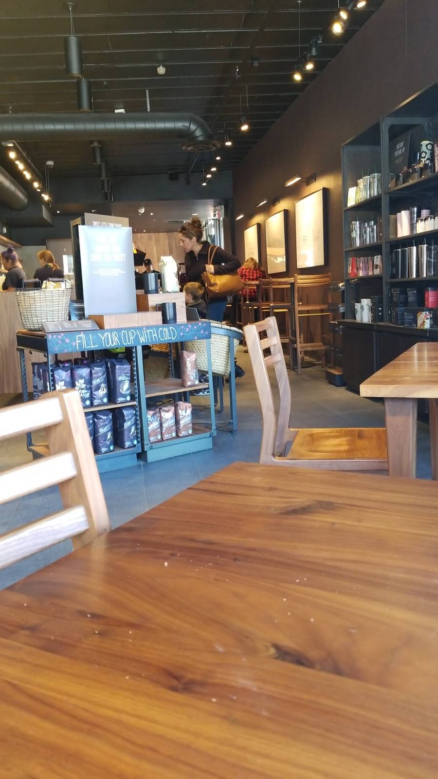 Starbucks | cafe | 2 S Greeley Ave, Chappaqua, NY 10514, USA | 9142382268 OR +1 914-238-2268