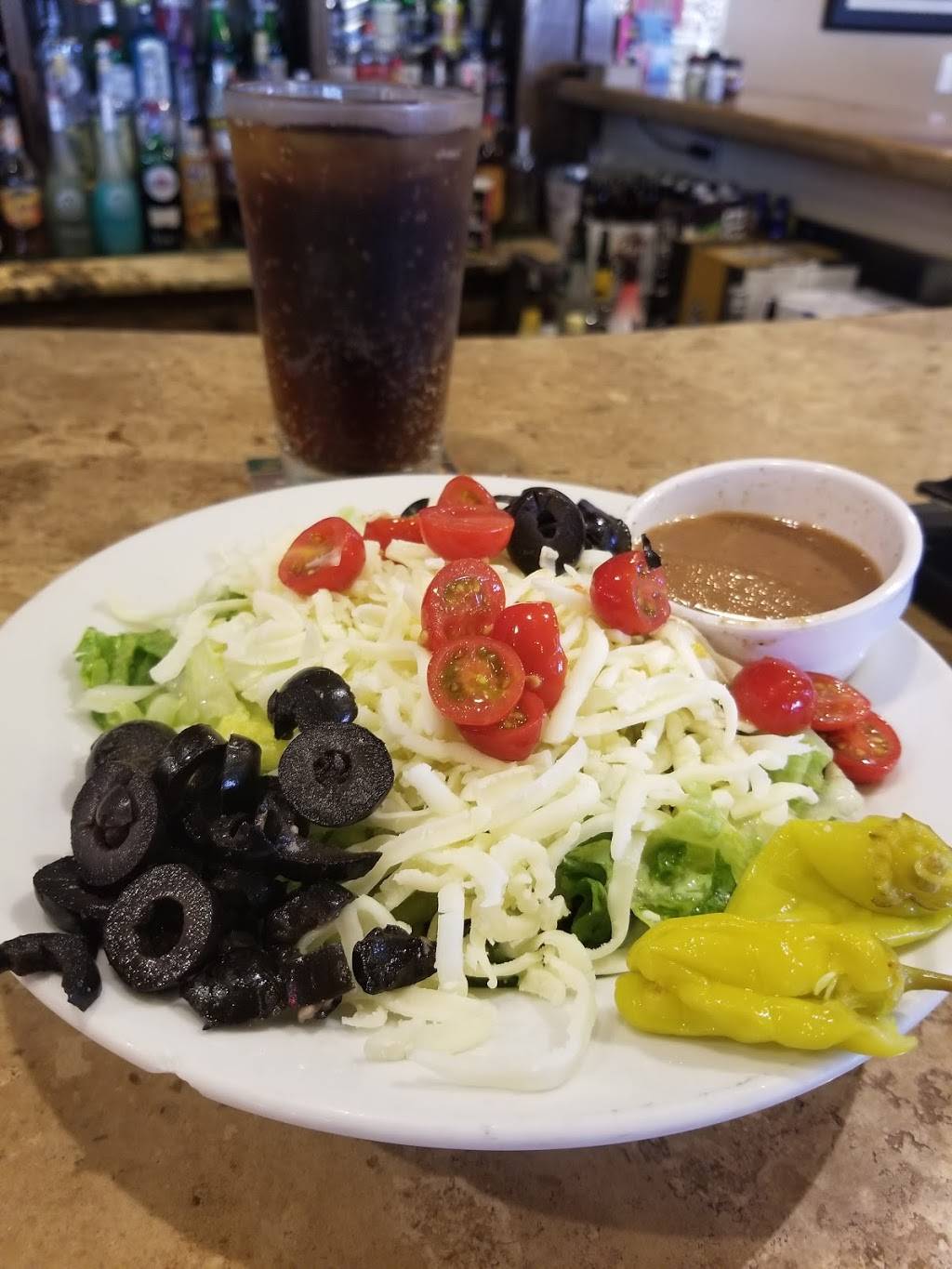 Monacos Pizza | restaurant | 7325 Day Creek Blvd # 101, Etiwanda, CA 91739, USA | 9094637301 OR +1 909-463-7301