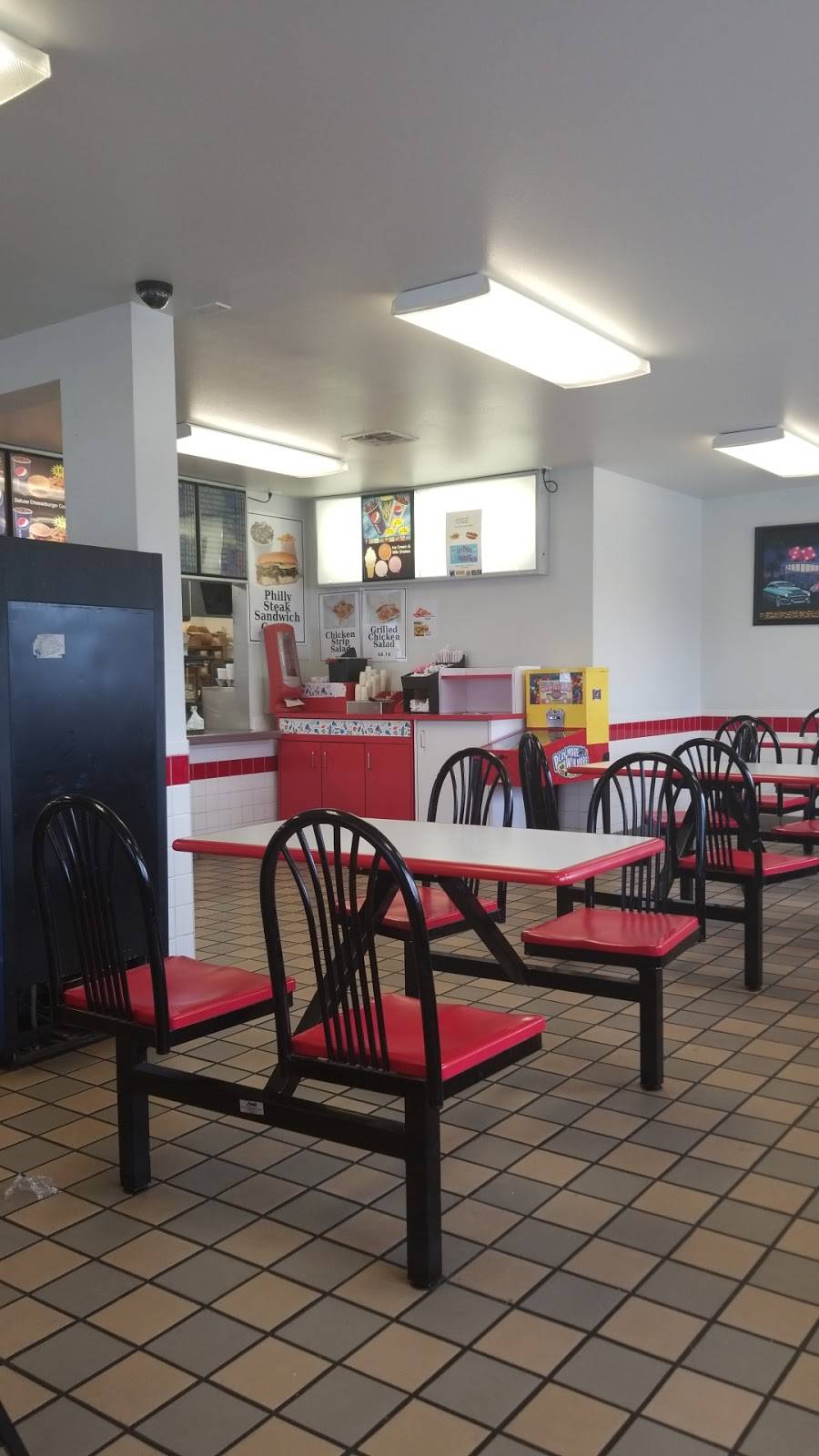 Super Burger Drive In | restaurant | 1585 W Olive Ave, Porterville, CA 93257, USA | 5597817310 OR +1 559-781-7310