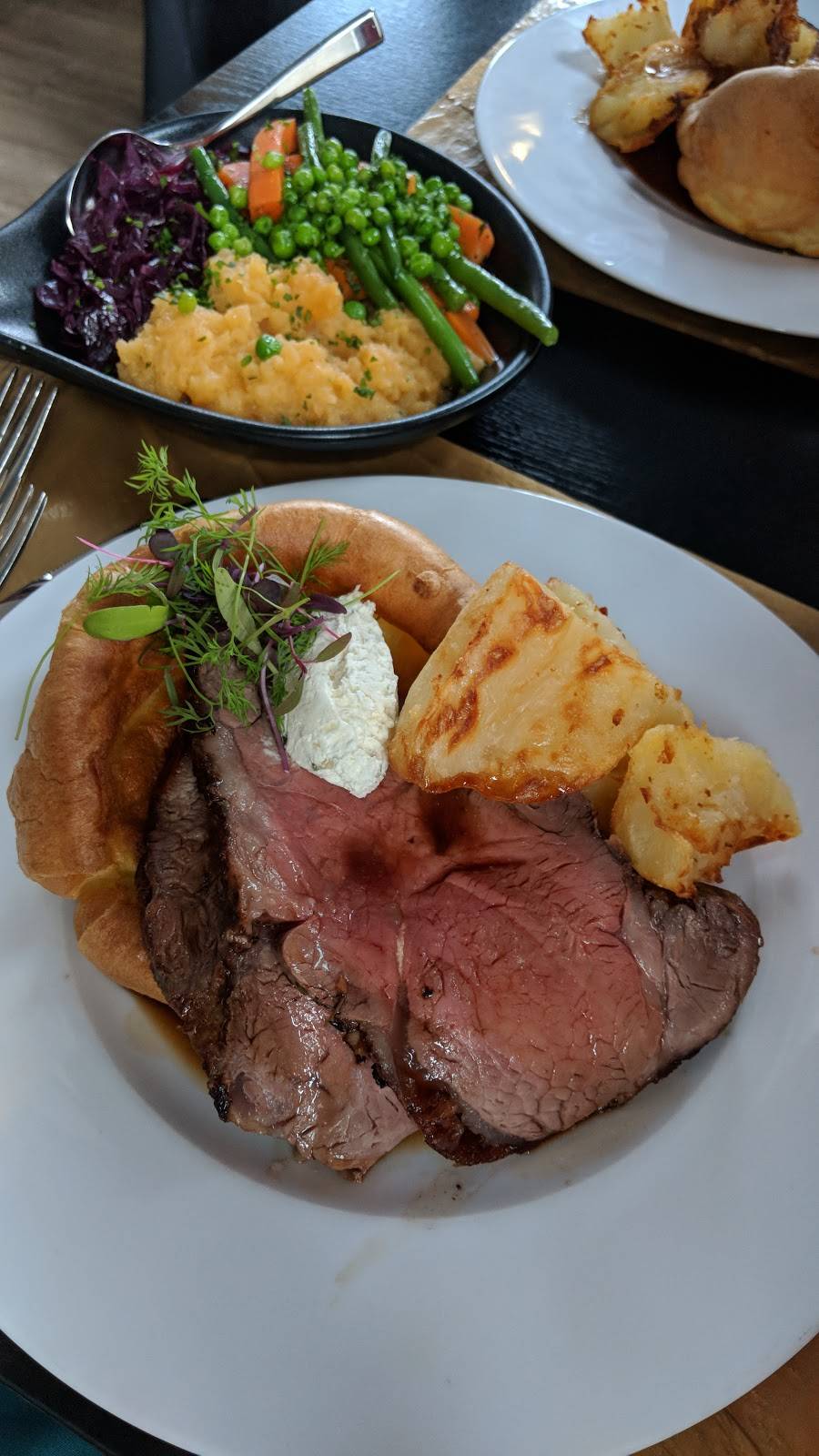 Dere Street Restaurant | restaurant | 33 Main St, Newtown, CT 06470, USA | 2033049356 OR +1 203-304-9356