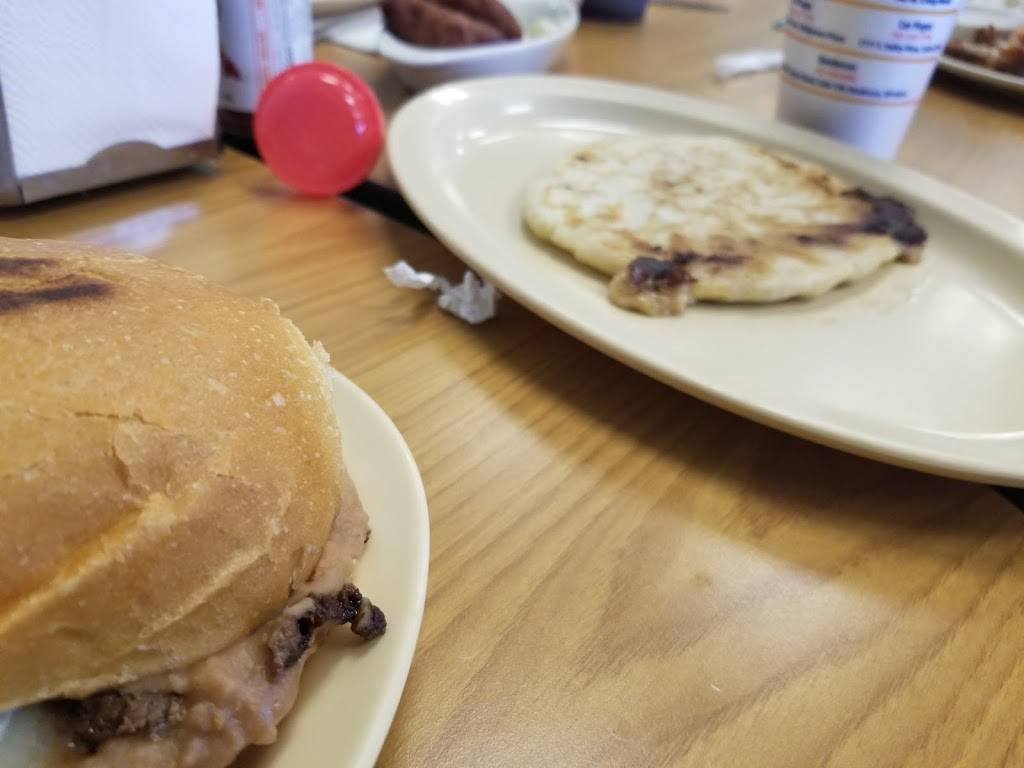 Las Pupusas Restaurant | restaurant | 1540 W Sunset Rd, Henderson, NV 89014, USA | 7024500600 OR +1 702-450-0600