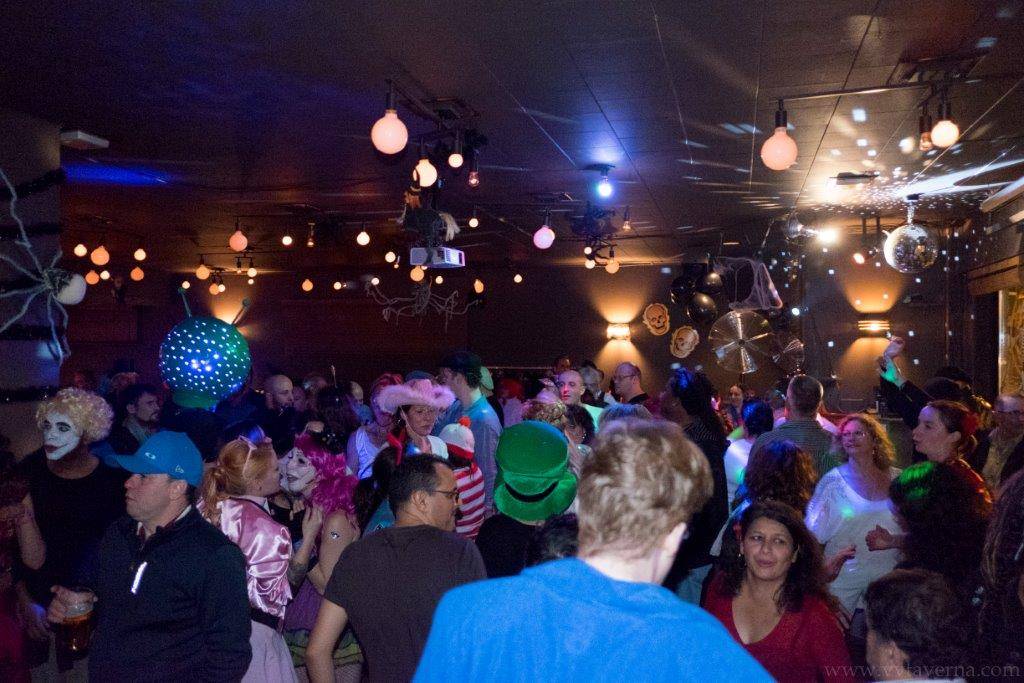 VV Tavernä | night club | 195 Rue de Bellechasse, Montréal, QC H2S 1W3, Canada | 5142781881 OR +1 514-278-1881