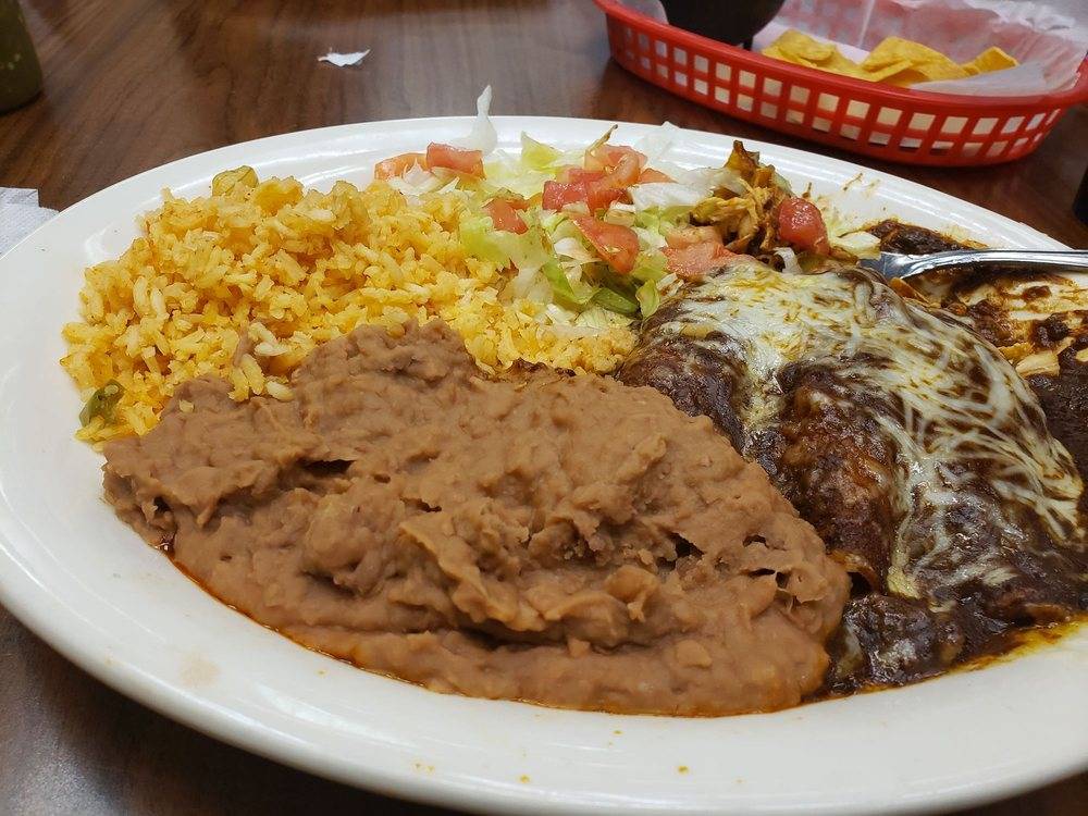 Taqueria Reyna Tapatia #2 | restaurant | 9135 Schaefer Rd, Converse, TX 78109, USA | 2102489433 OR +1 210-248-9433