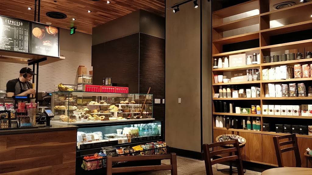 Starbucks | cafe | 9100 Conroy Windermere Rd Suite 140, Windermere, FL 34786, USA | 4072444885 OR +1 407-244-4885