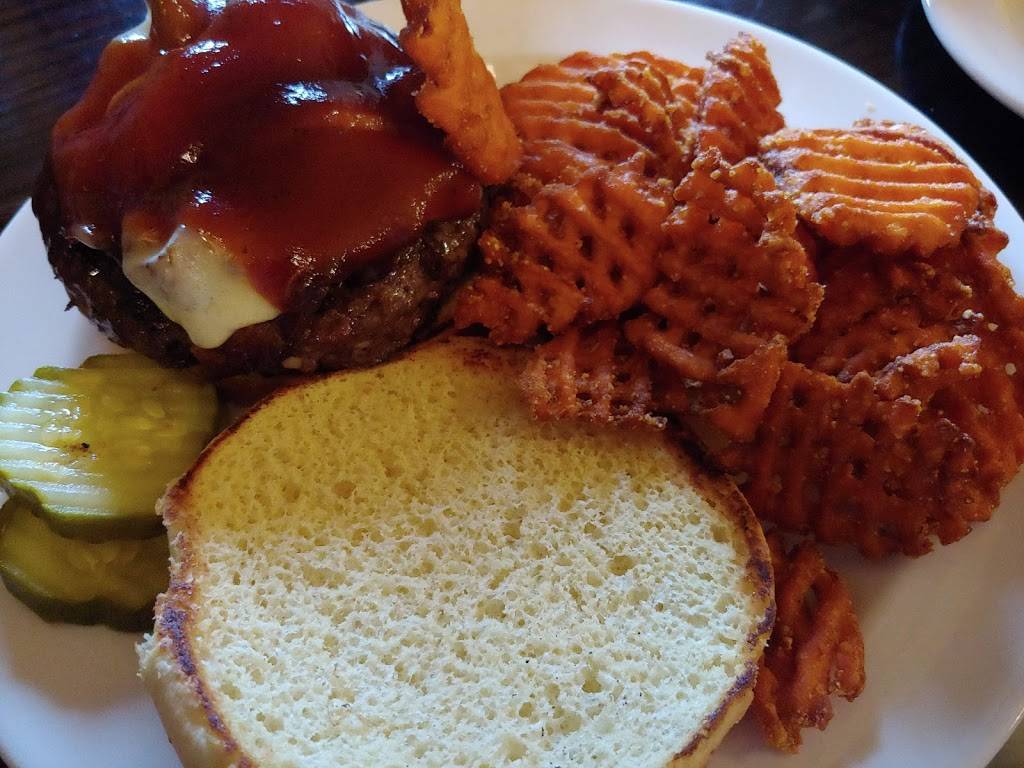 Tamaqua Station | restaurant | 18 N Railroad St, Tamaqua, PA 18252, USA | 5706683800 OR +1 570-668-3800