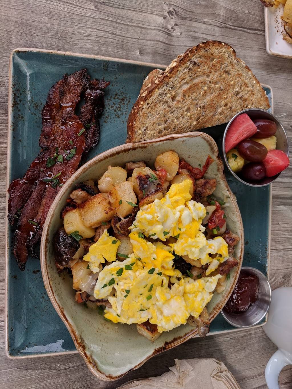 Peartree Village | shopping mall | 210 Franklin Rd, Brentwood, TN 37027, USA | 4045753200 OR +1 404-575-3200