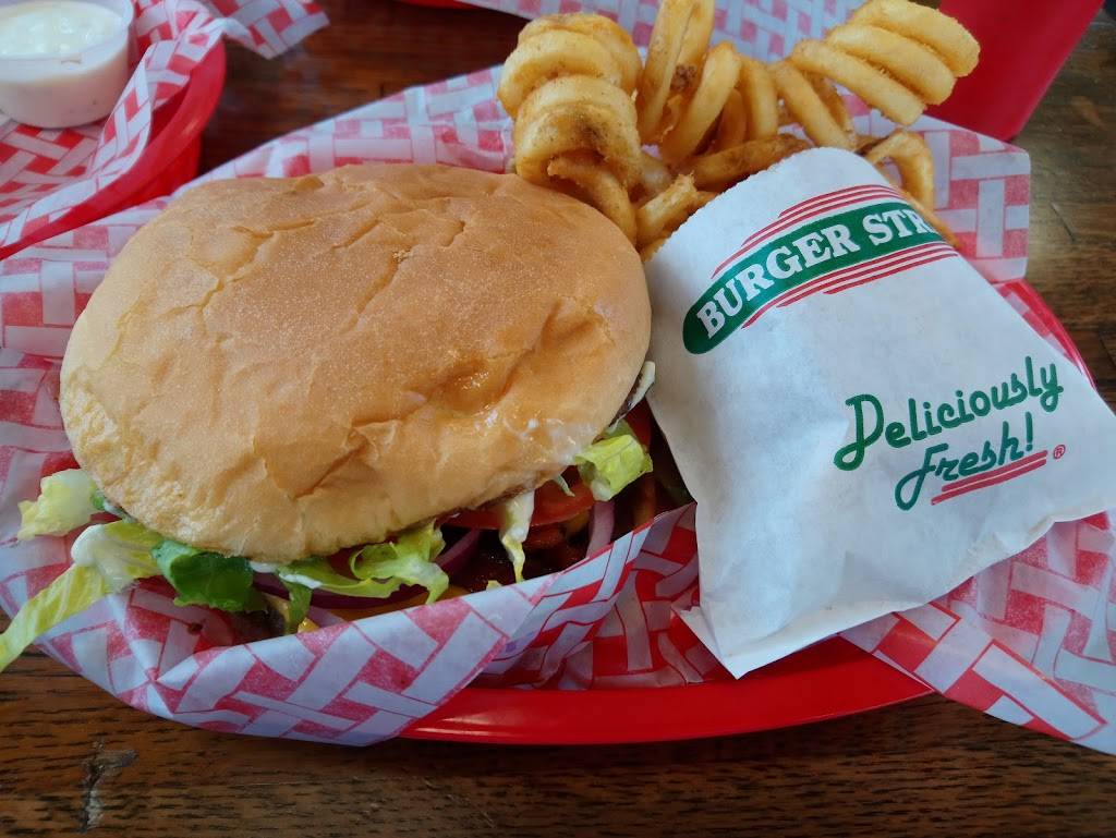 Burger Street | restaurant | 2620 Midway Rd, Carrollton, TX 75006, USA | 9723809599 OR +1 972-380-9599