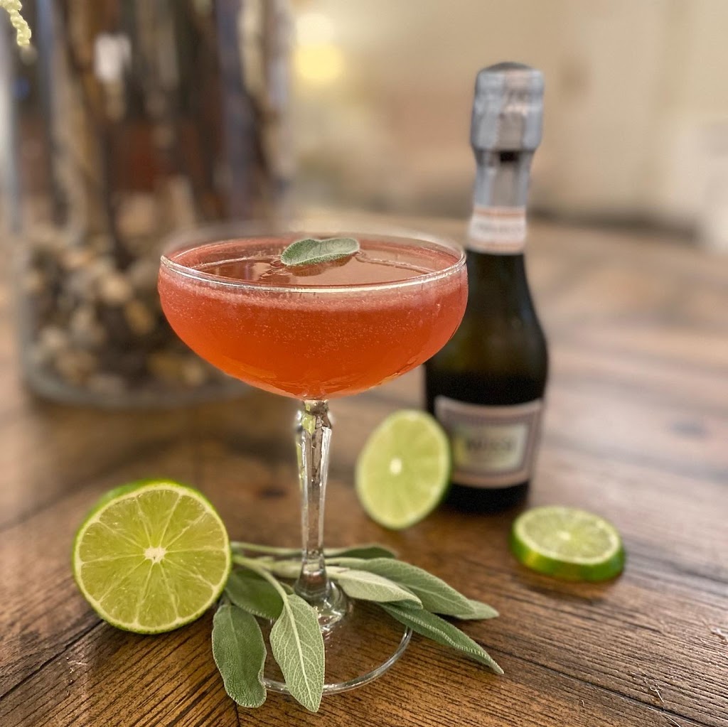 City Club Grill and Bar | restaurant | 1 Degaulle Square, Lafayette, LA 70508, USA | 3372166507 OR +1 337-216-6507