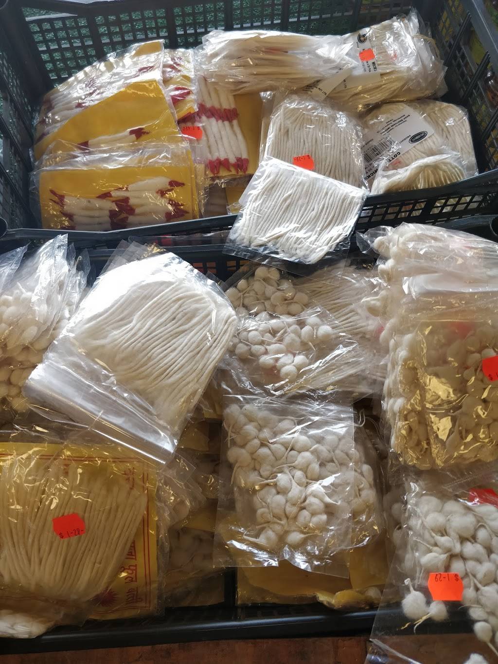 Onkar Foods & Spices | restaurant | 13-15, 101 Hazelglen Drive, Kitchener, ON N2M 5A2, Canada | 5197454699 OR +1 519-745-4699