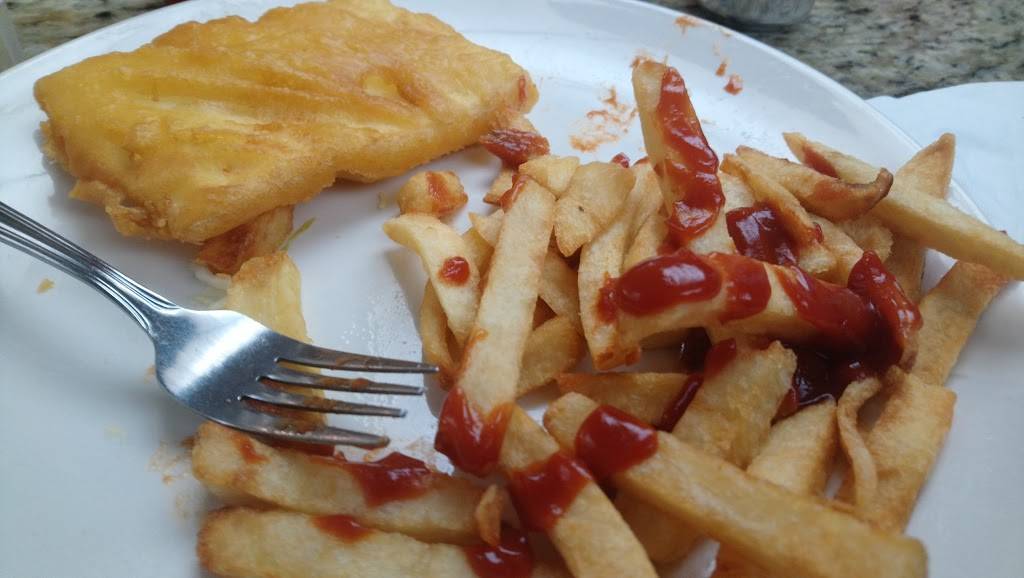 Halibut House Fish & Chips | restaurant | 408 King St W, Oshawa, ON L1J 2K9, Canada | 9057281408 OR +1 905-728-1408