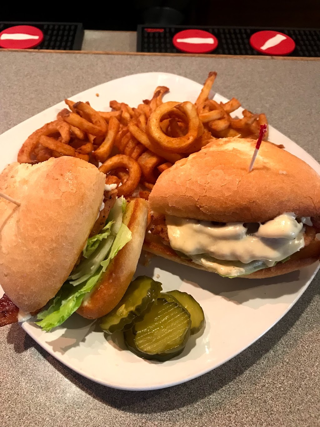 Tumbleweeds Bar And Grill | restaurant | 122 Frontier Way W, Mattawa, WA 99349, USA | 5099323100 OR +1 509-932-3100