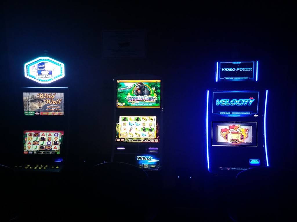 Rosatis Pizza | restaurant | 360 S Division St, Harvard, IL 60033, USA | 8159438100 OR +1 815-943-8100