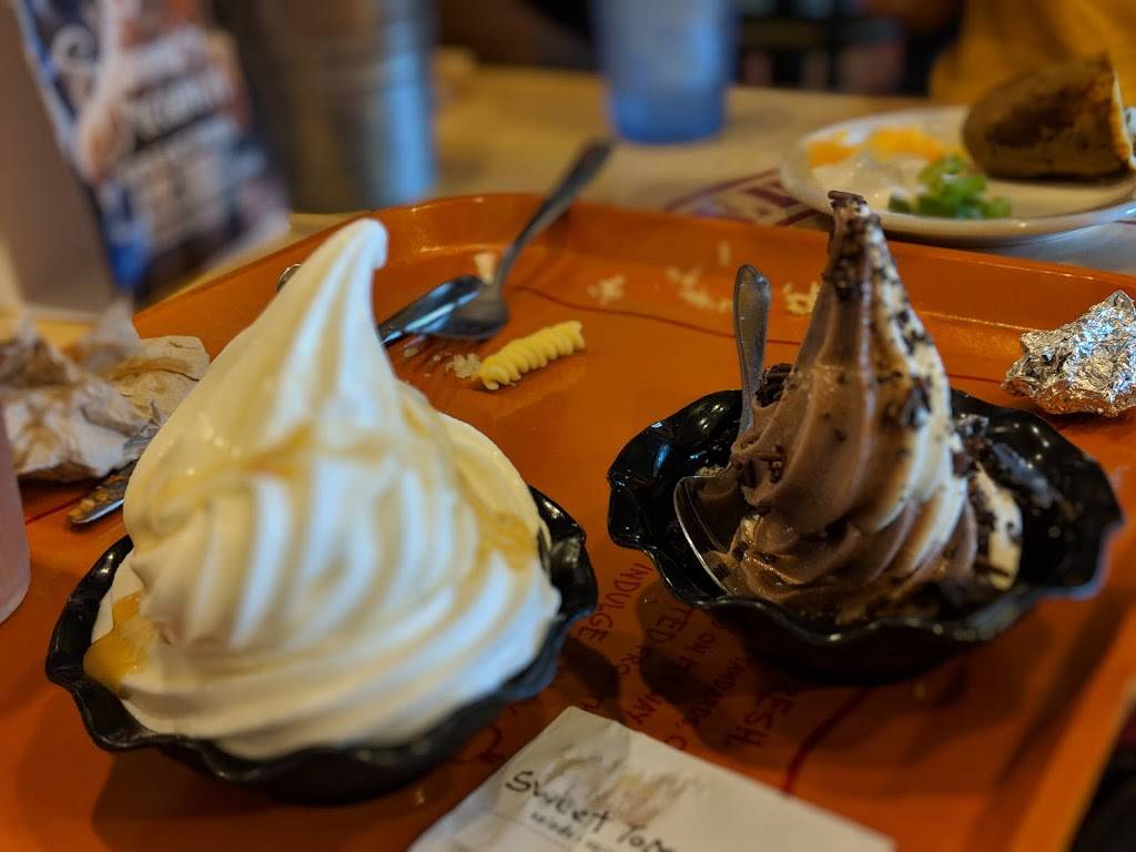 Sweet Tomatoes | restaurant | 14080 S Tamiami Trail, Fort Myers, FL 33912, USA | 2394891150 OR +1 239-489-1150