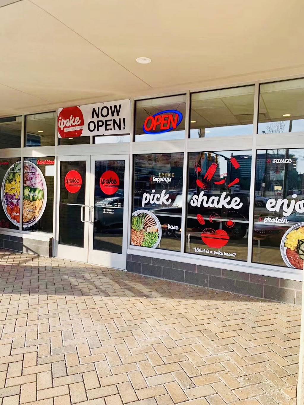 IPoke Cleveland | restaurant | 10001 Chester Ave, Cleveland, OH 44106, USA | 2167591001 OR +1 216-759-1001