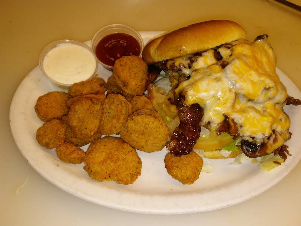 Friends Bar & Grill | restaurant | 3705 W Memorial Rd, Oklahoma City, OK 73134, USA | 4057514057 OR +1 405-751-4057