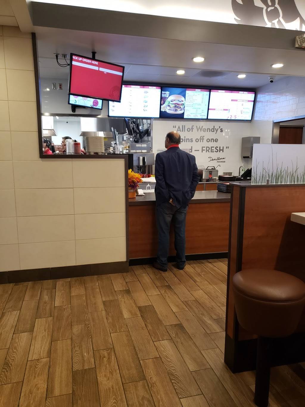 Wendys | restaurant | 5332 Hammonds Mill Rd, Martinsburg, WV 25427, USA | 3042688160 OR +1 304-268-8160